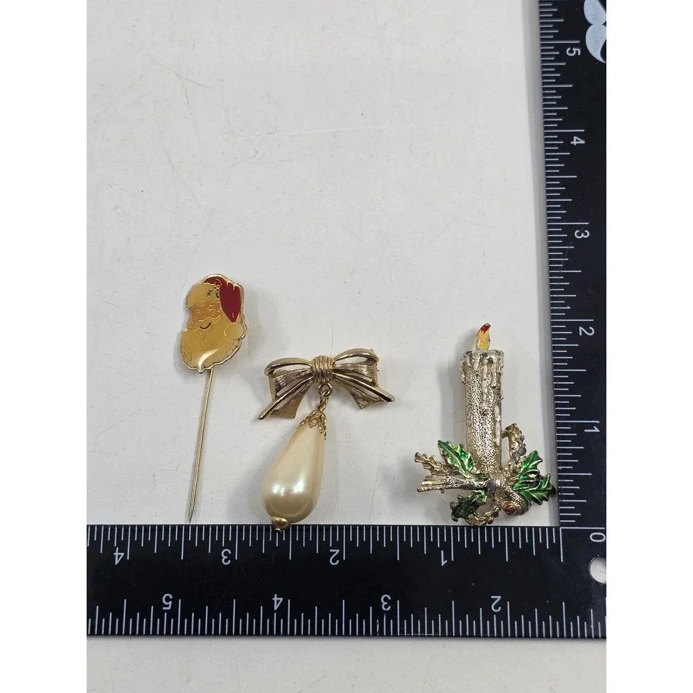 Vintage Christmas Brooch Pin Lot Santa Stick Pin Faux‎ Pearl Bow Candle Enamel